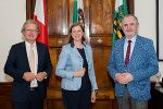 LR Drexler, LR Eibinger-Miedl und Staatminister Schmidt (v.l.) trafen sich im Grazer Landhaus zu politischen Gesprächen. © Land Steiermark; Verwendung bei Quellenangabe honorarfrei LR Drexler, LR Eibinger-Miedl und Staatminister Schmidt (v.l.) trafen sich im Grazer Landhaus zu politischen Gesprächen.
