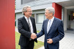 Die Landeshauptmänner Christopher Drexler und Peter Kaiser (r.) verstärken die Zusammenarbeit Steiermark und Kärnten. © Land Steiermark Die Landeshauptmänner Christopher Drexler und Peter Kaiser (r.) verstärken die Zusammenarbeit Steiermark und Kärnten.